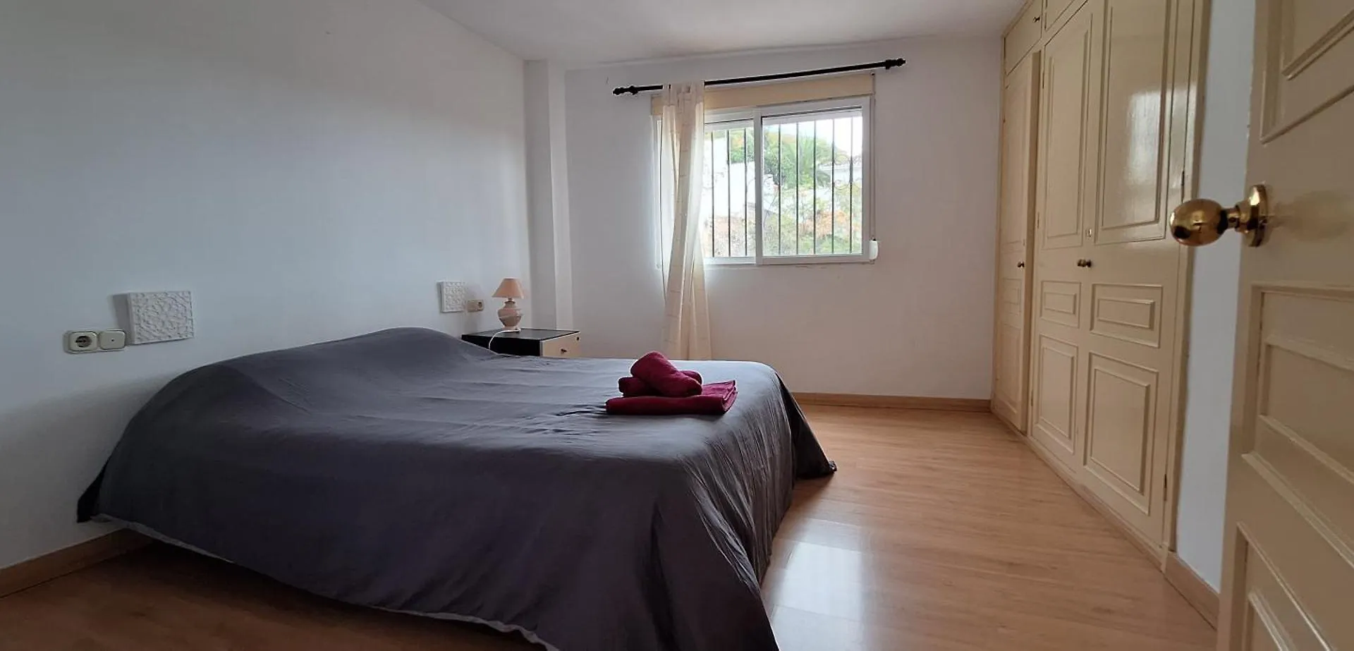 Grx Apartamentos Granada Spain
